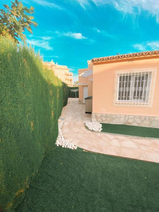 Impresionante Villa Con Piscina - Oliva Nova Exterior foto